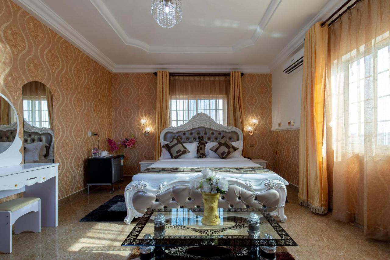 Ag Hotel And Suites Ogbodjo Dış mekan fotoğraf