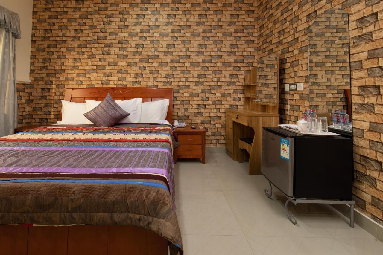 Ag Hotel And Suites Ogbodjo Dış mekan fotoğraf