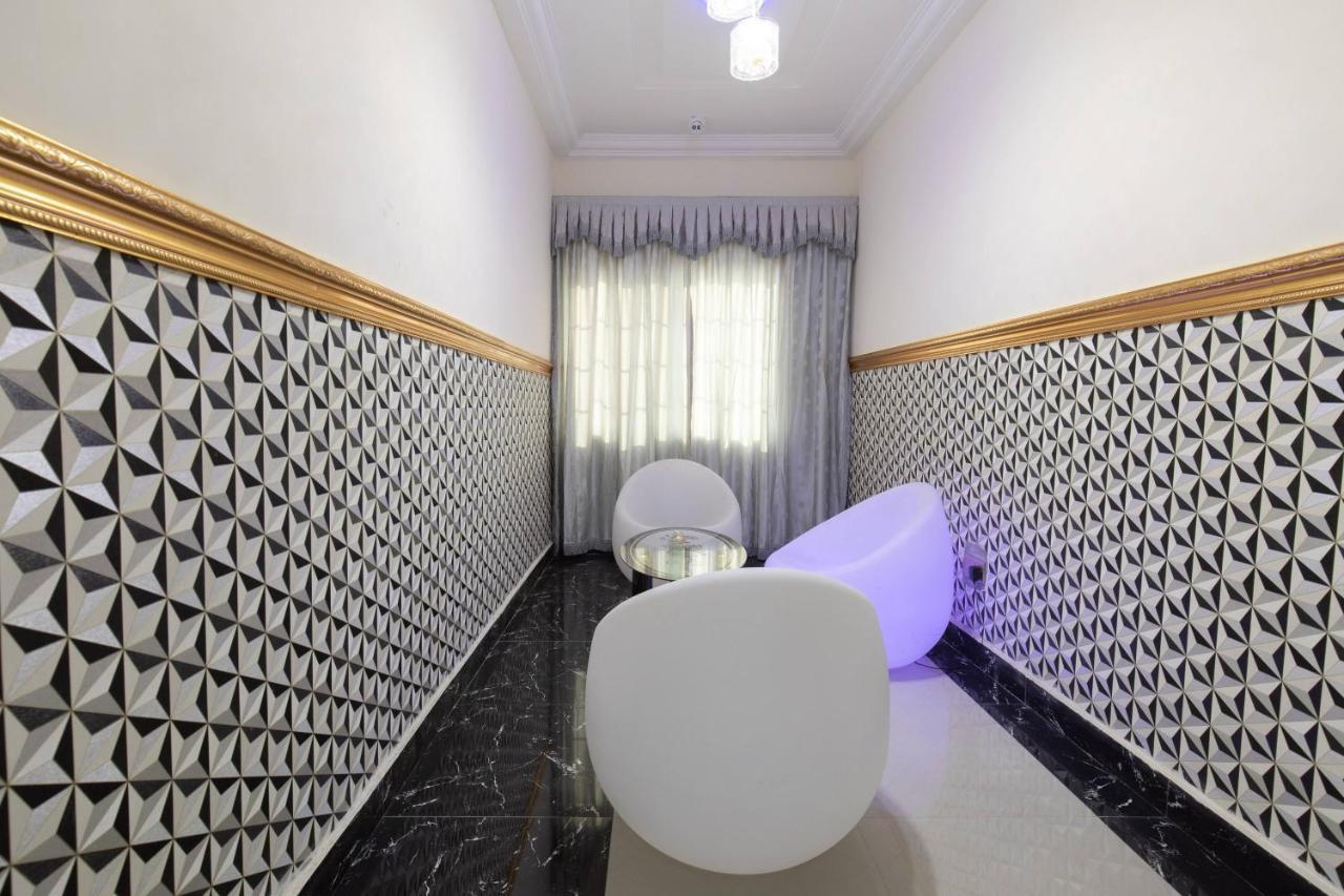 Ag Hotel And Suites Ogbodjo Dış mekan fotoğraf