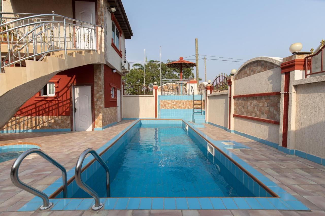 Ag Hotel And Suites Ogbodjo Dış mekan fotoğraf
