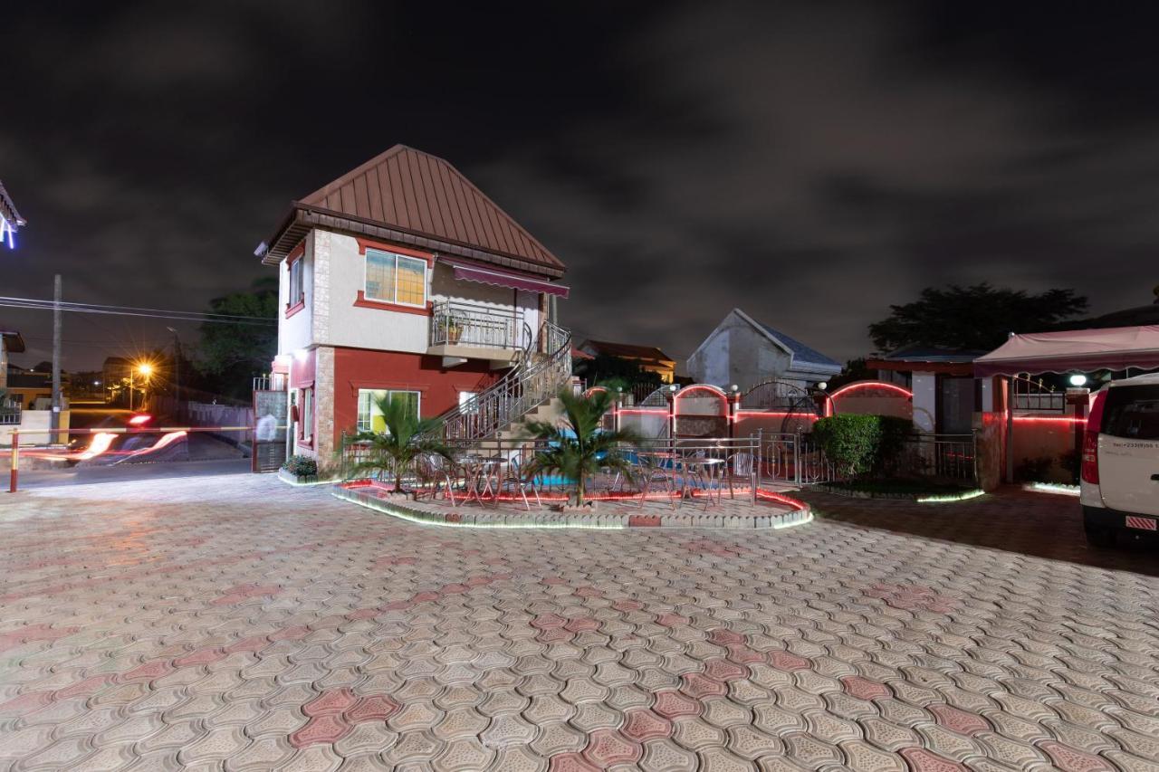 Ag Hotel And Suites Ogbodjo Dış mekan fotoğraf