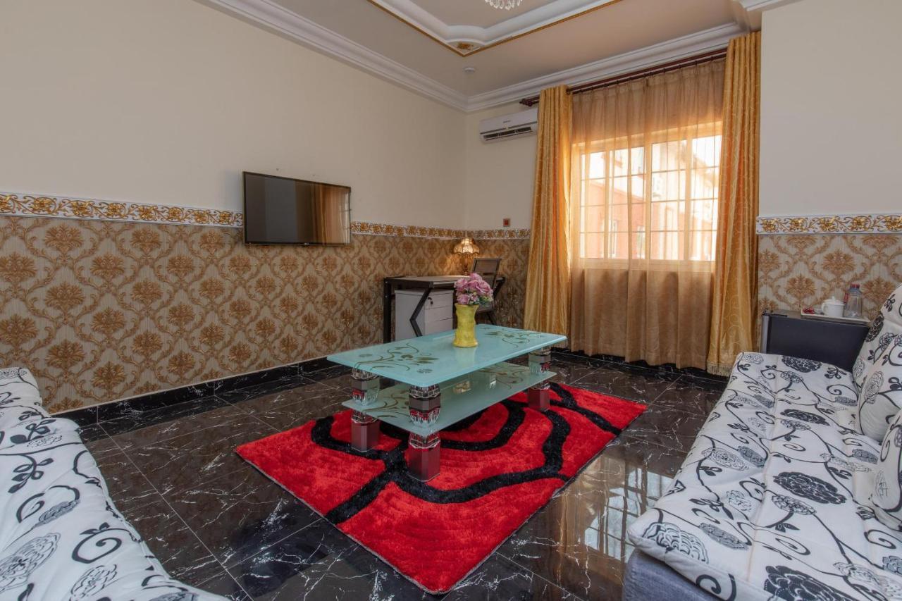 Ag Hotel And Suites Ogbodjo Dış mekan fotoğraf