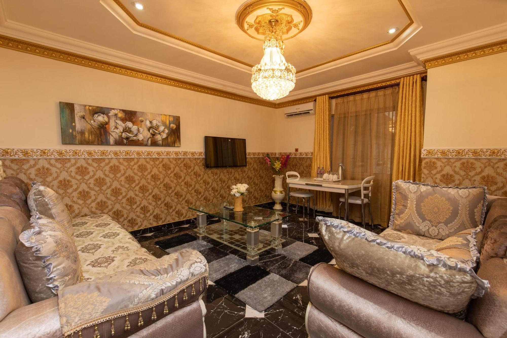 Ag Hotel And Suites Ogbodjo Dış mekan fotoğraf